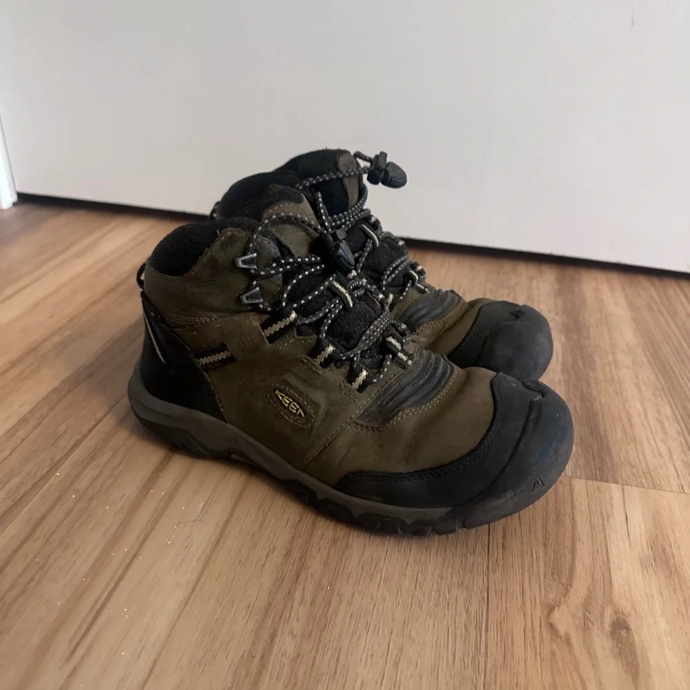 Keen Kids Brown Black Hiking Boots